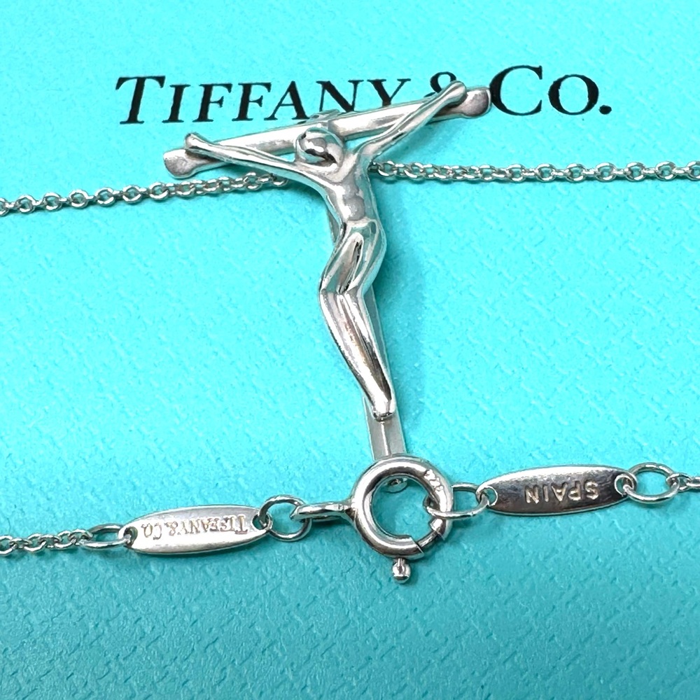 Authentic Tiffany & CO. Elsa Peretti Jesus Christ Crucifix Necklace. - Picture 4 of 15